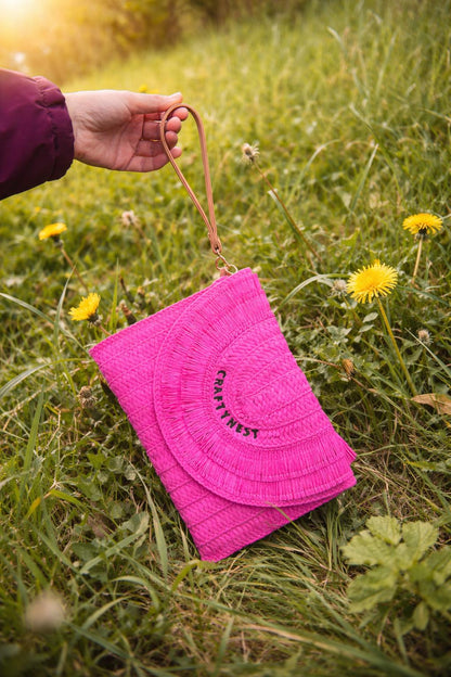 CraftyNest Statement Straw Clutch